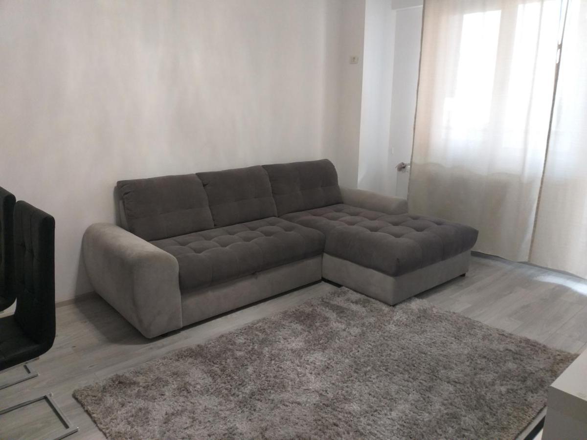Luxury Daniel Apartament Residence Militari Rosu Exterior photo
