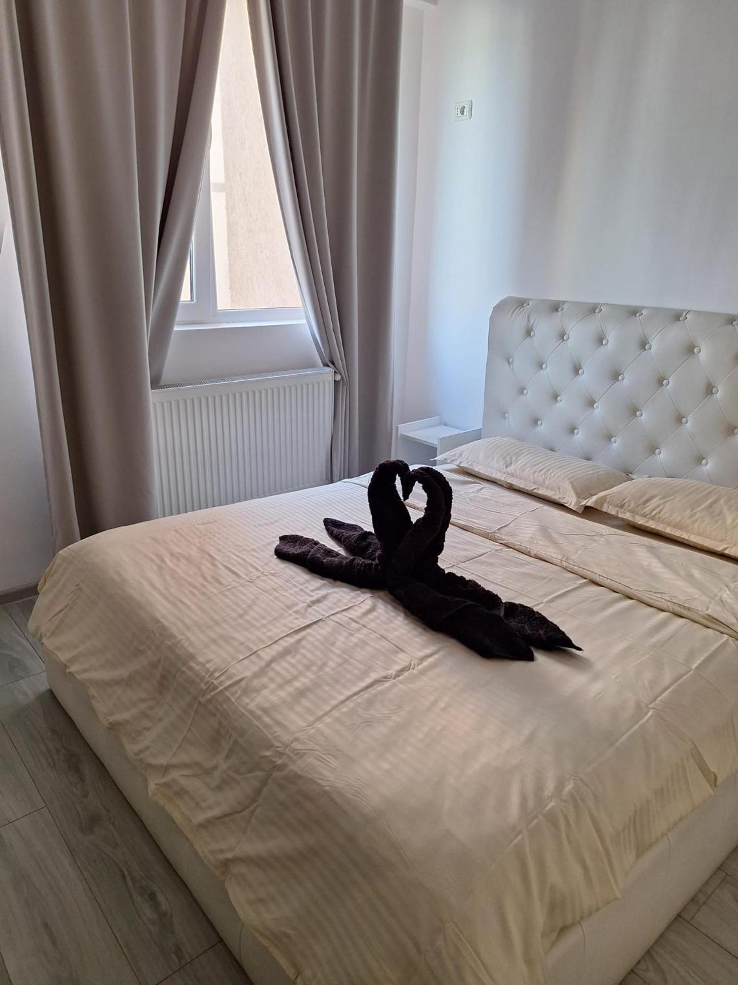 Luxury Daniel Apartament Residence Militari Rosu Exterior photo
